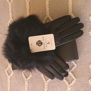 Black Faux Furr Winter Glover